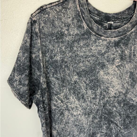 Lululemon All Yours Tee Cloudy Wash Black Sz 6 - Picture 4 of 6